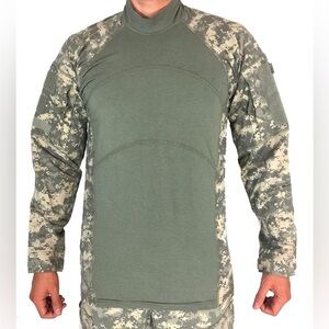 Massif US Army Combat Green Camo Shirt (ACS) Flame Resistant ACU Size Large